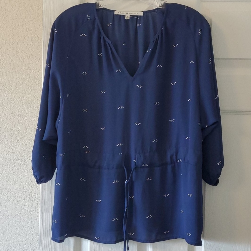 Collective Concept Blue Top in Medium NWOT